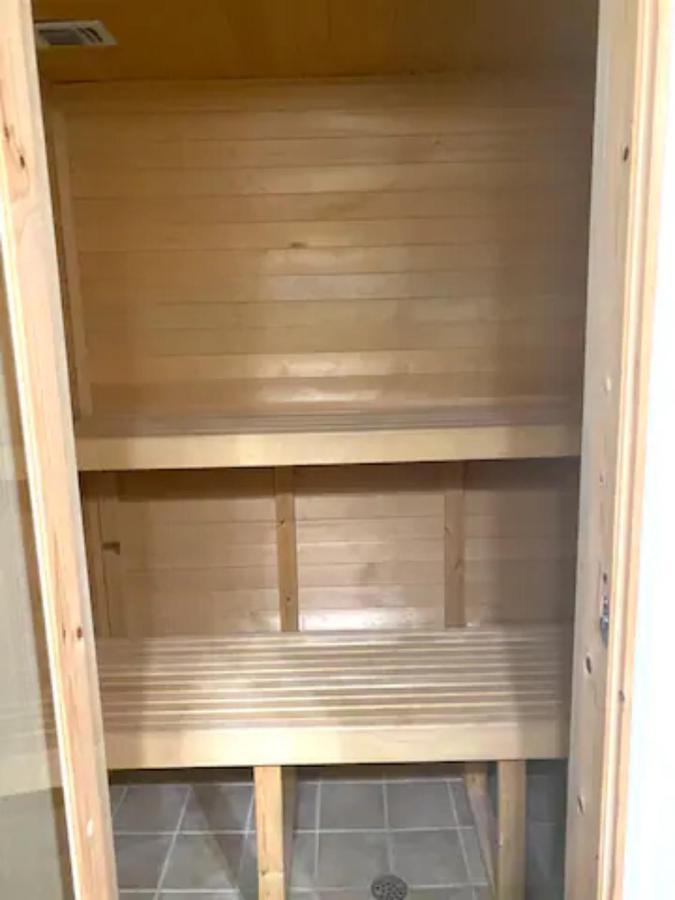 Private Master Suite With Sauna And Bathtub Fair Oaks Extérieur photo